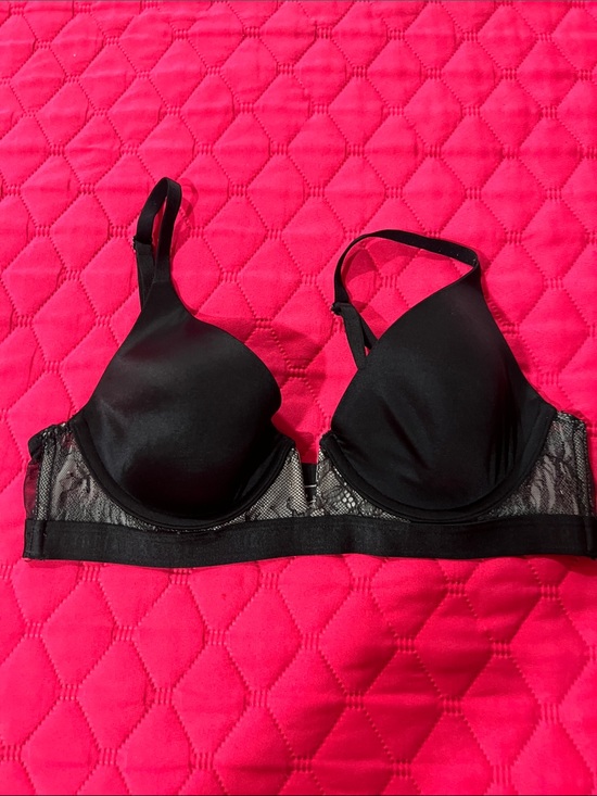 Victoria's Secret Other - Victoria's Secret Black Lace-Side T-Shirt Bra